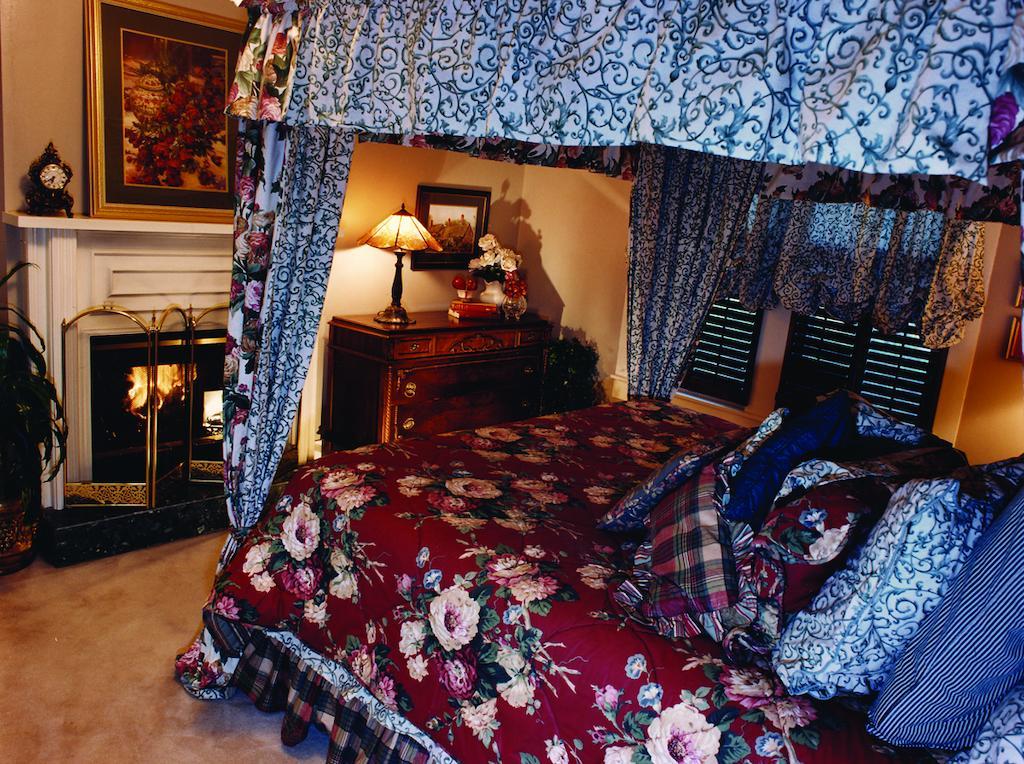 Crystal River Inn San Marcos Room photo